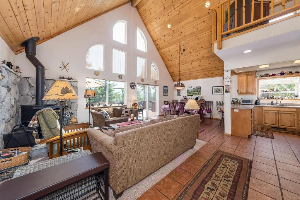 Bearcub Chalet photo 1
