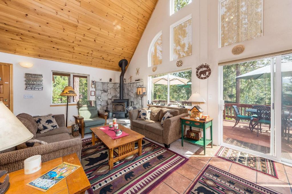 Bearcub Chalet photo 2