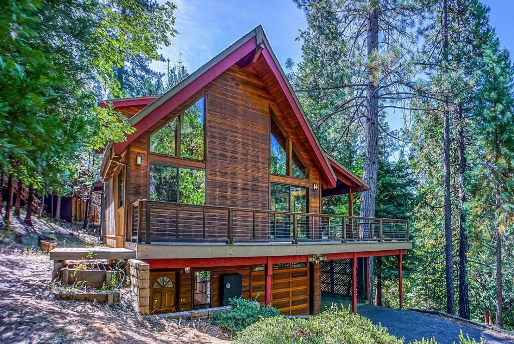Lupine Lodge photo 2