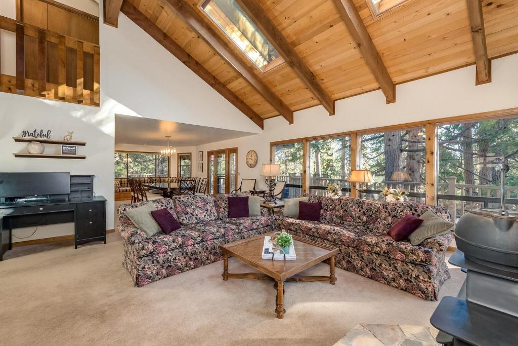 Arnold Suite T photo 1