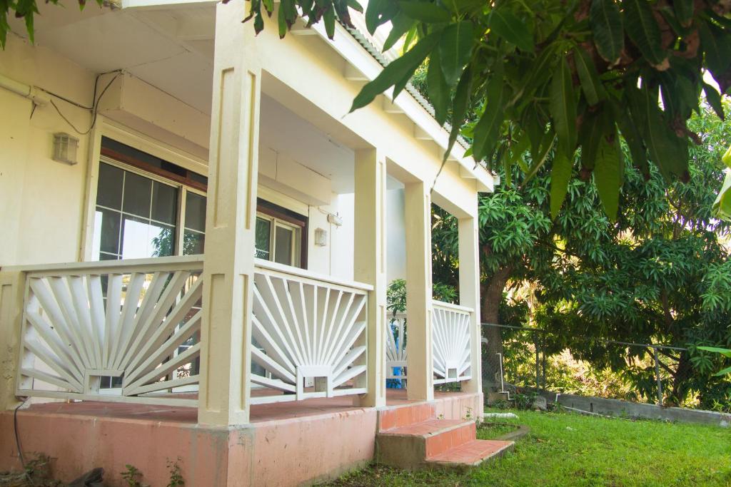Dawn Beach Estate - 3 bedroom Apartment Villa villa photo 1