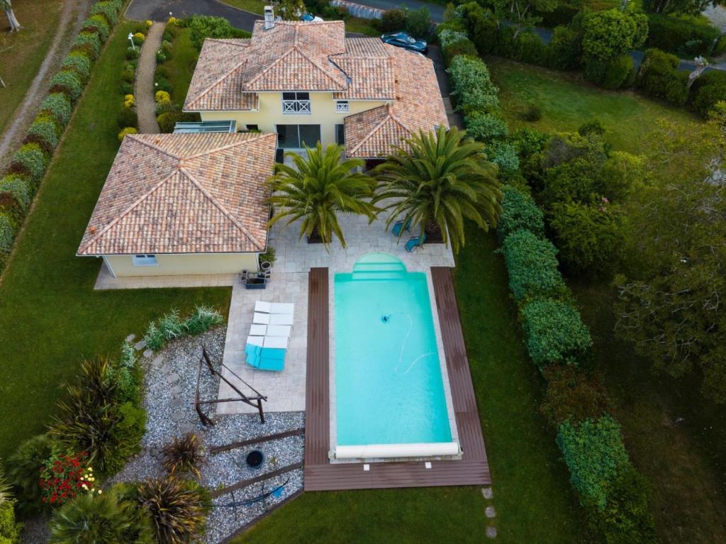 Villa calme avec piscine entre Pays Basque et Sud Landes photo 2