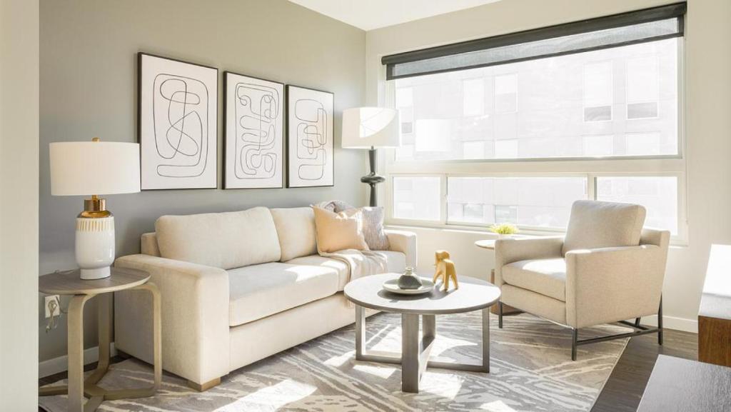 Landing Modern Apartment with Amazing Amenities (ID8359X76) photo 2