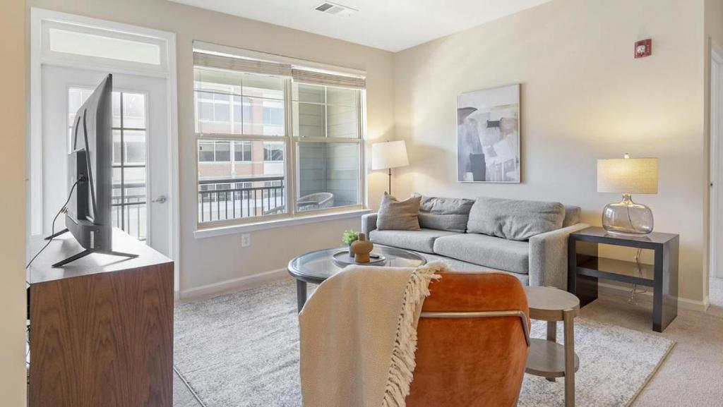 Landing Modern Apartment with Amazing Amenities (ID7965X79) photo 2