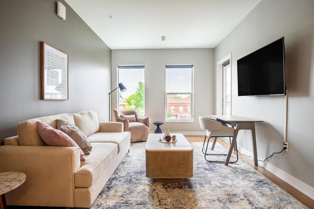 Landing Modern Apartment with Amazing Amenities (ID5034X58)