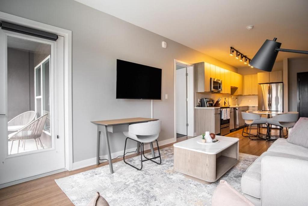 Landing Modern Apartment with Amazing Amenities (ID5034X58) photo 1