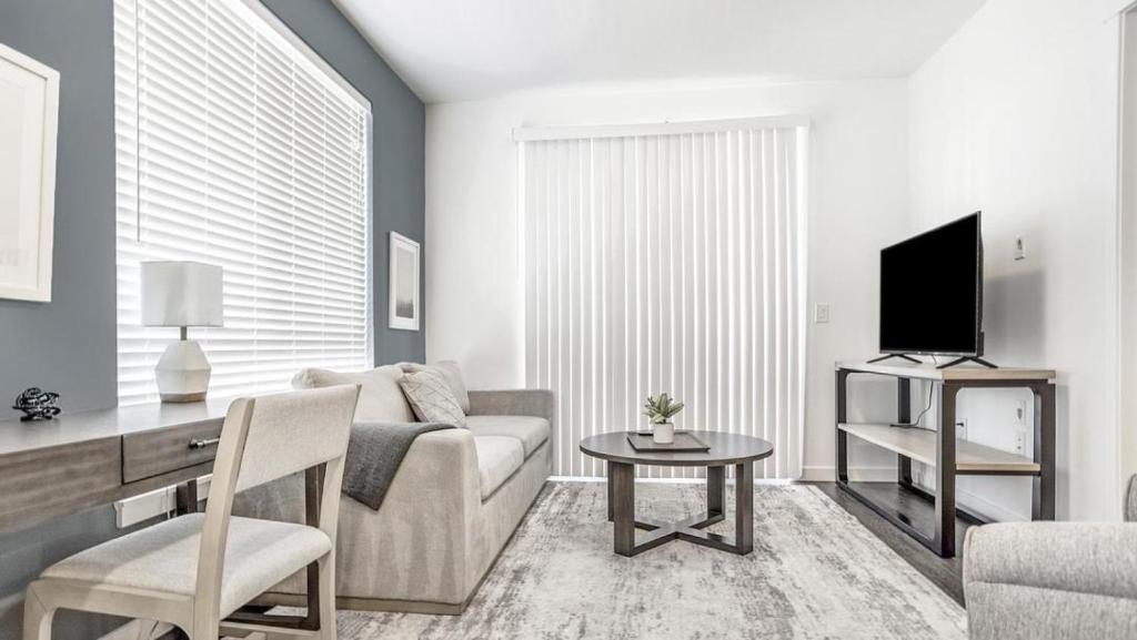 Landing Modern Apartment with Amazing Amenities (ID4839X08) image