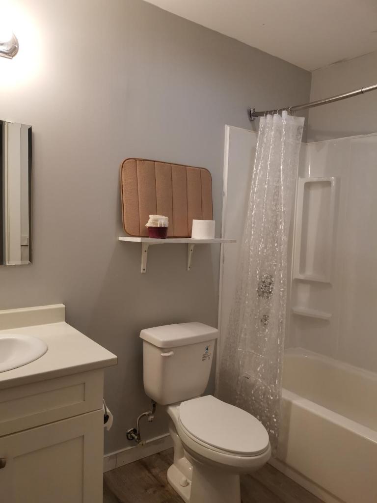Coquihalla Motel photo 4