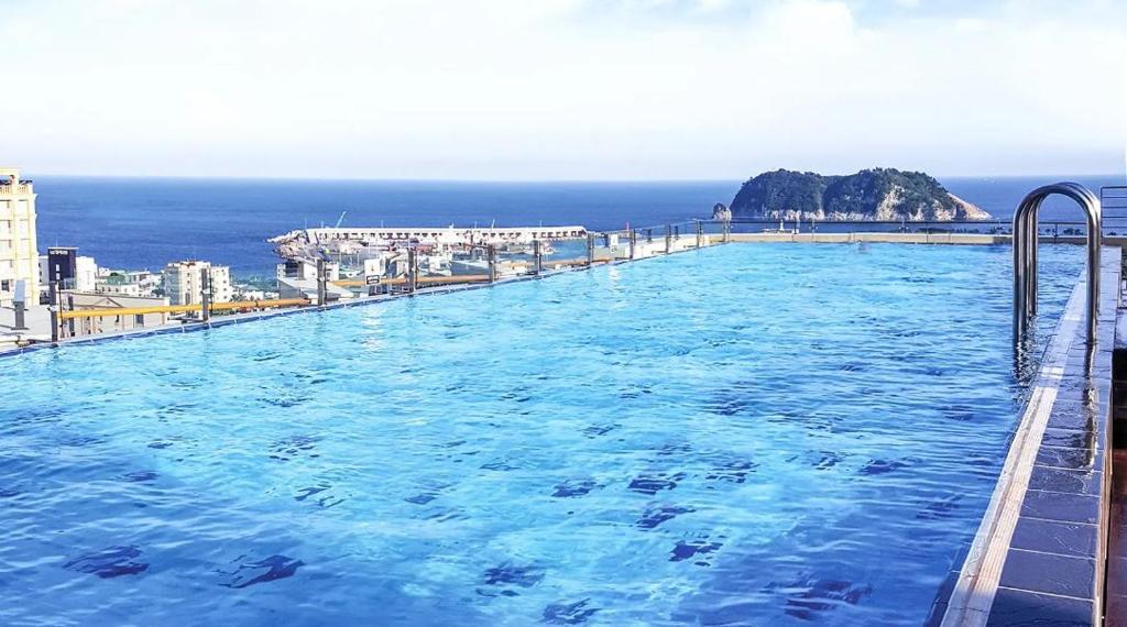 Jeju Hotel the M photo 4