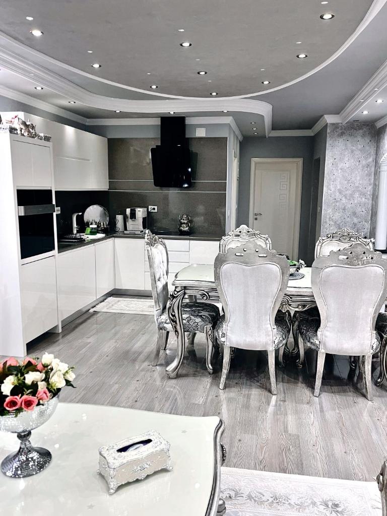 Su Apartments photo 2