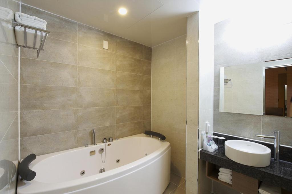 Hotel B photo 4
