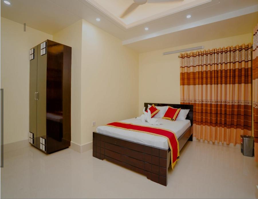 Adarsha Palace Hotel photo 2