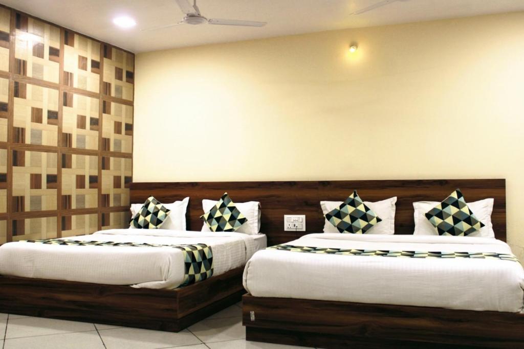 Maruti Group of Hotels - Shri Naman photo 3