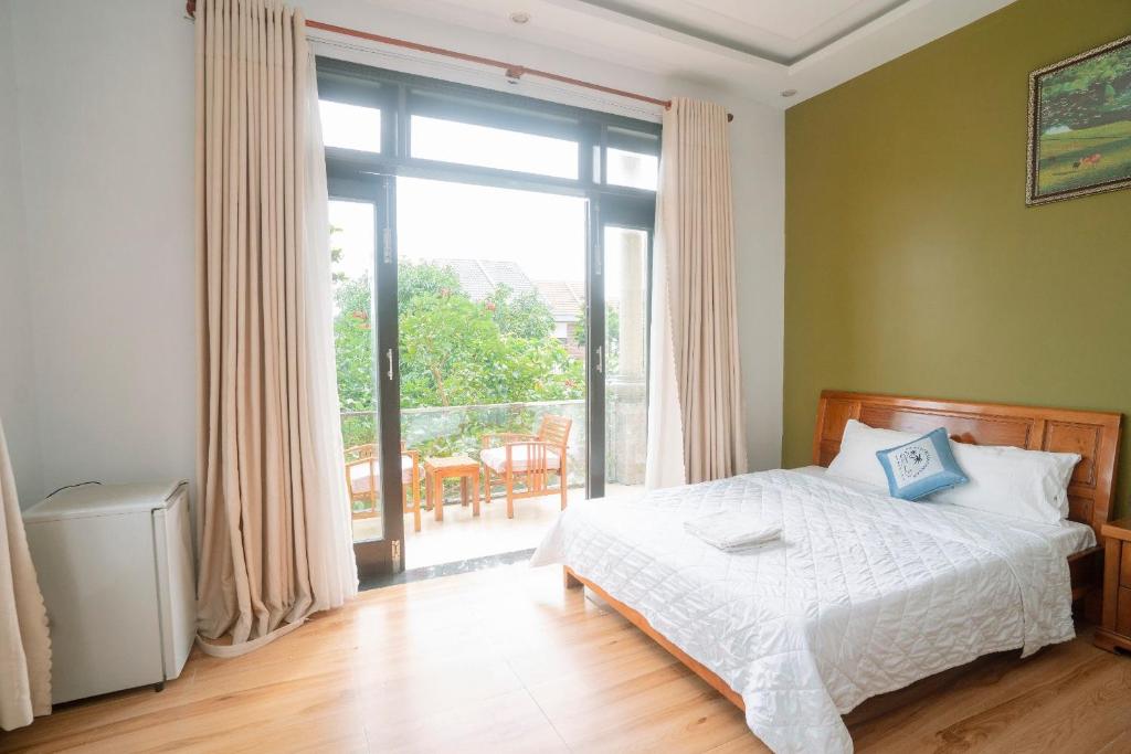 An Bang Beach Lan's Villa