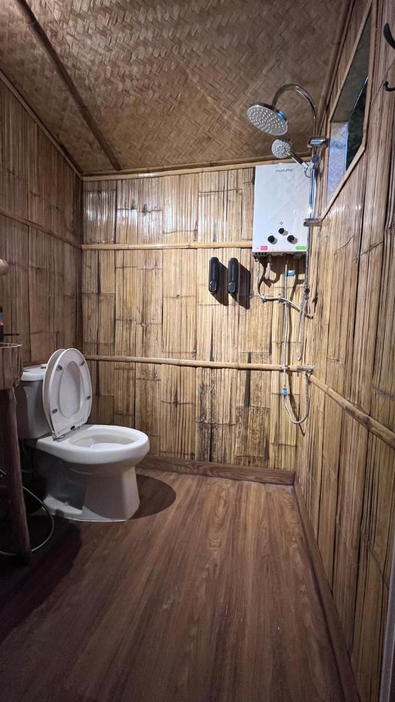 Chakerpor bamboo house 1 - Tap to explore photos