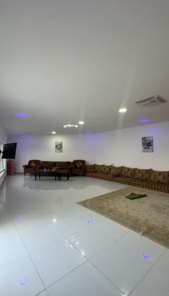 Alzam Residency