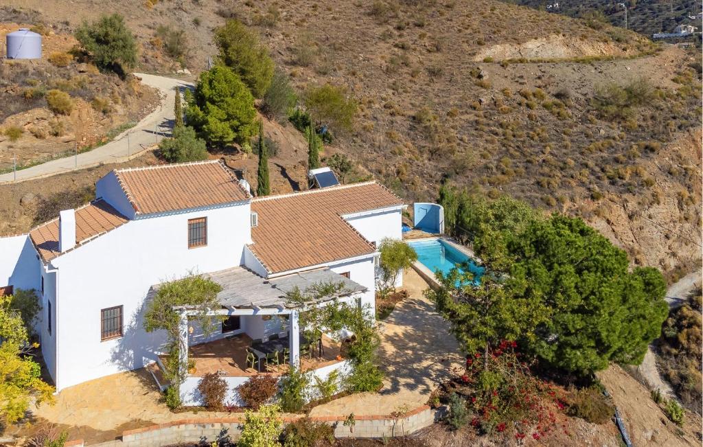 3 Bedroom Stunning Home In Algarrobo