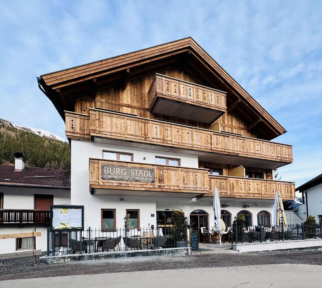 Burgstadl Aparthotel & Restaurant photo 3