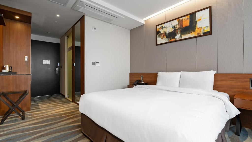 Gloucester Hotel Jeonju photo 2