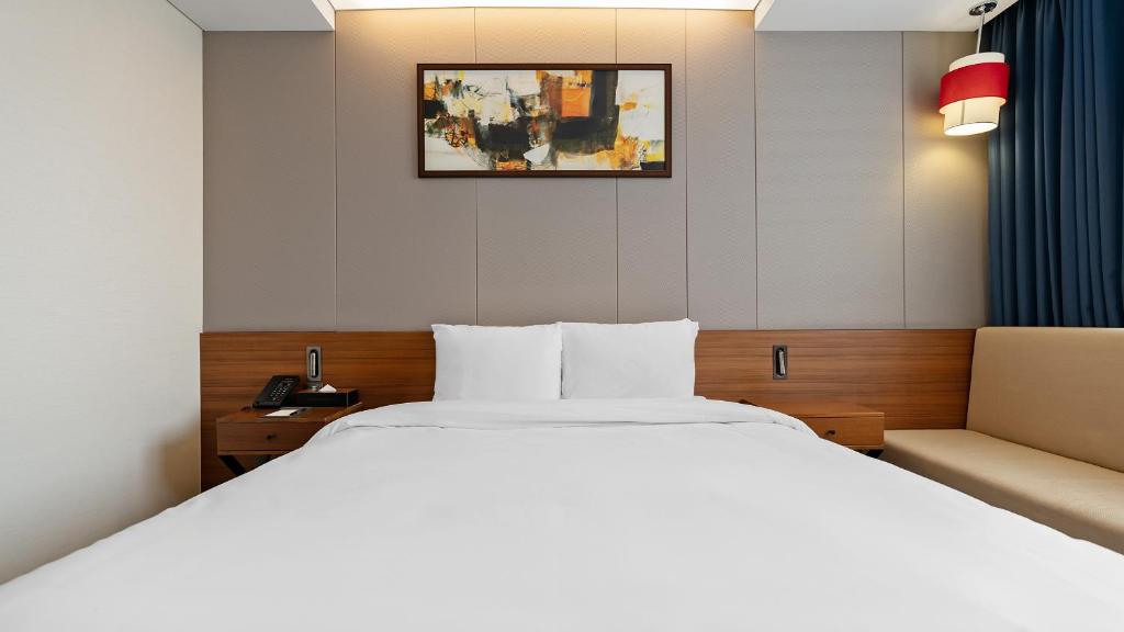 Gloucester Hotel Jeonju photo 4