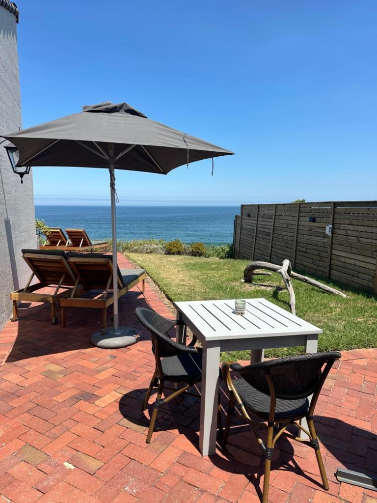 Mes Amis Beach Guest House photo 3
