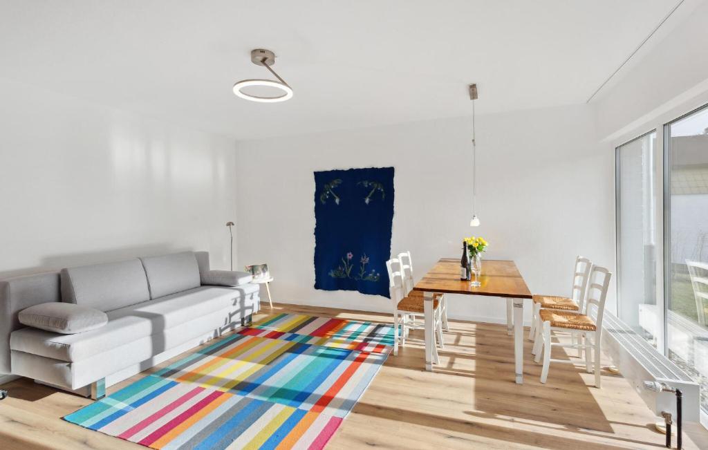 Pet Friendly Apartment In Meschede With Kitchen photo 3