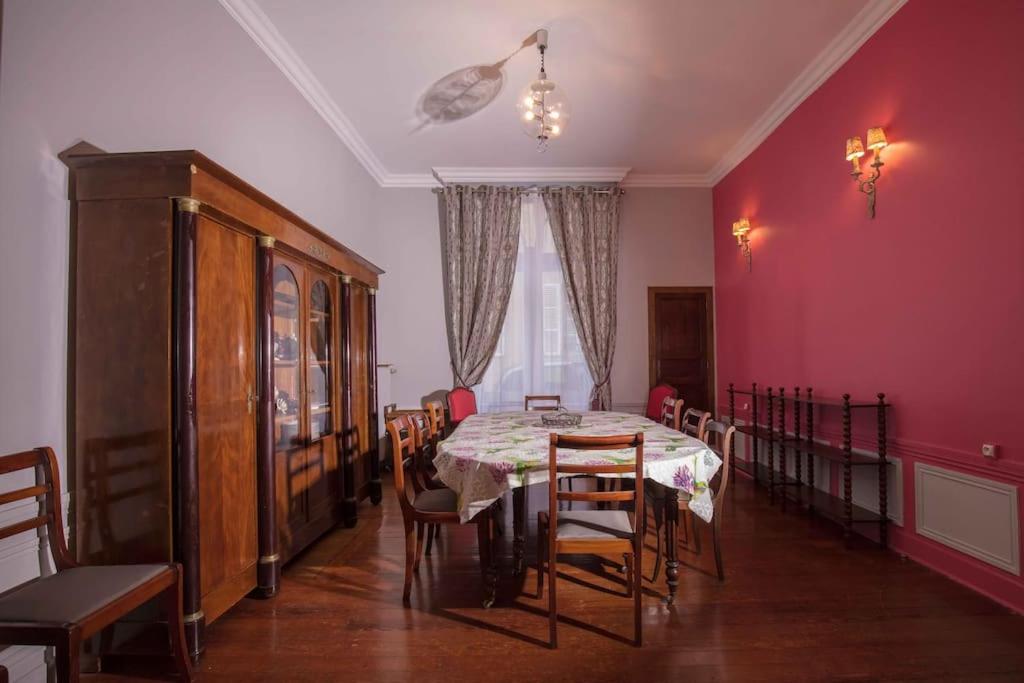 Grand Appartement a Maison sculptée photo 2