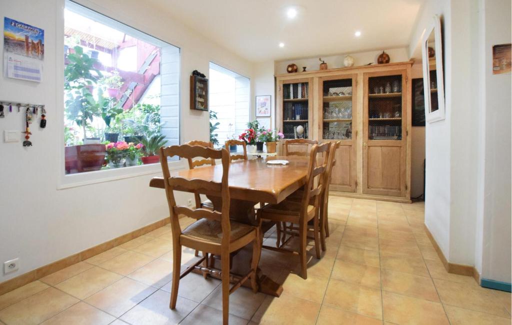 Nice Home In Agon-coutainville With Wifi photo 4