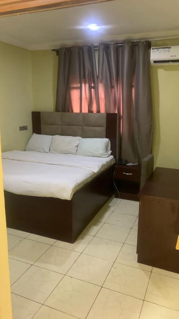 Lucky b. Jones Hotel & Events Centre photo 1