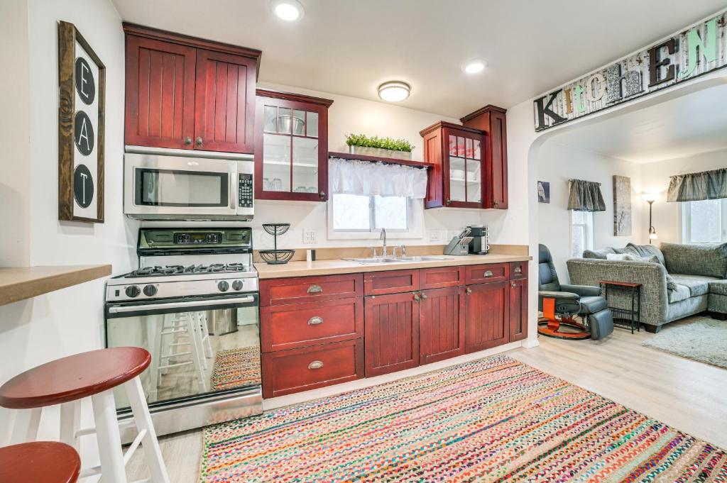 Cozy Petoskey Home Less Than 1 Mi to Little Traverse Bay! photo 1