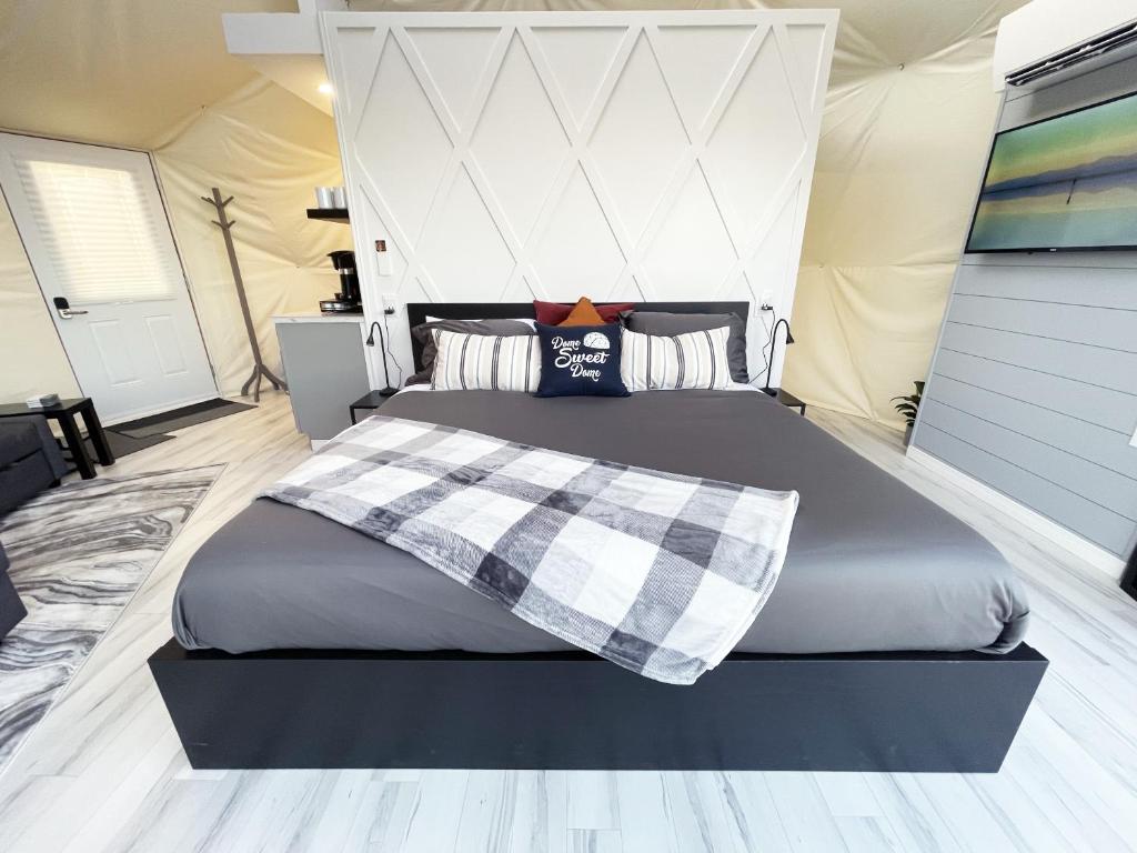 Port Wade Glamping Domes photo 4