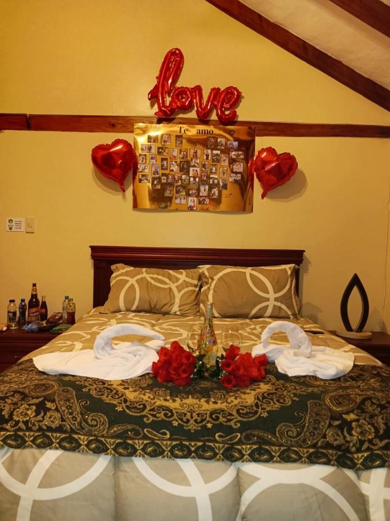 HOTELERIA CASA MAYA