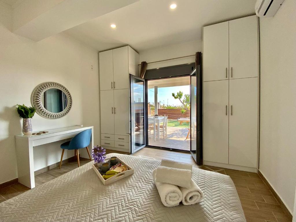Ammos Kalamaki - for holidays at the beach photo 1