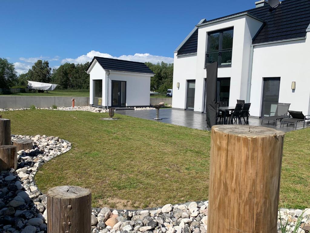 Exklusives FERIENHAUS im Yachthafen Peenemünde - mit Seeblick photo 1