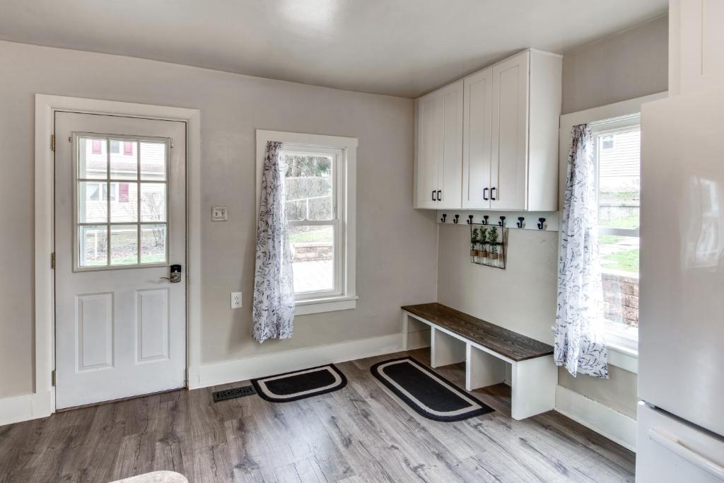 Family-Friendly Altoona Abode with Spacious Patio! photo 3