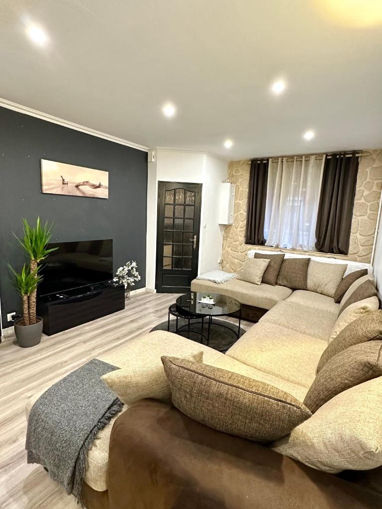 Une belle maison avec 2 chambre photo 2