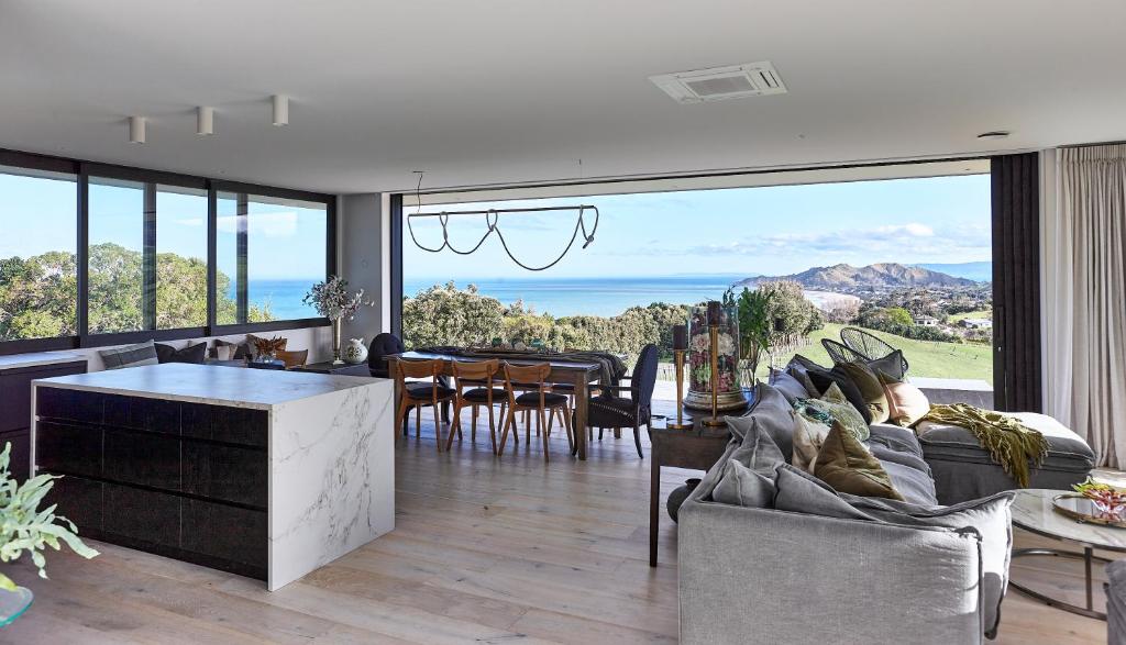 Ocean + Country - Wainui Beach photo 2