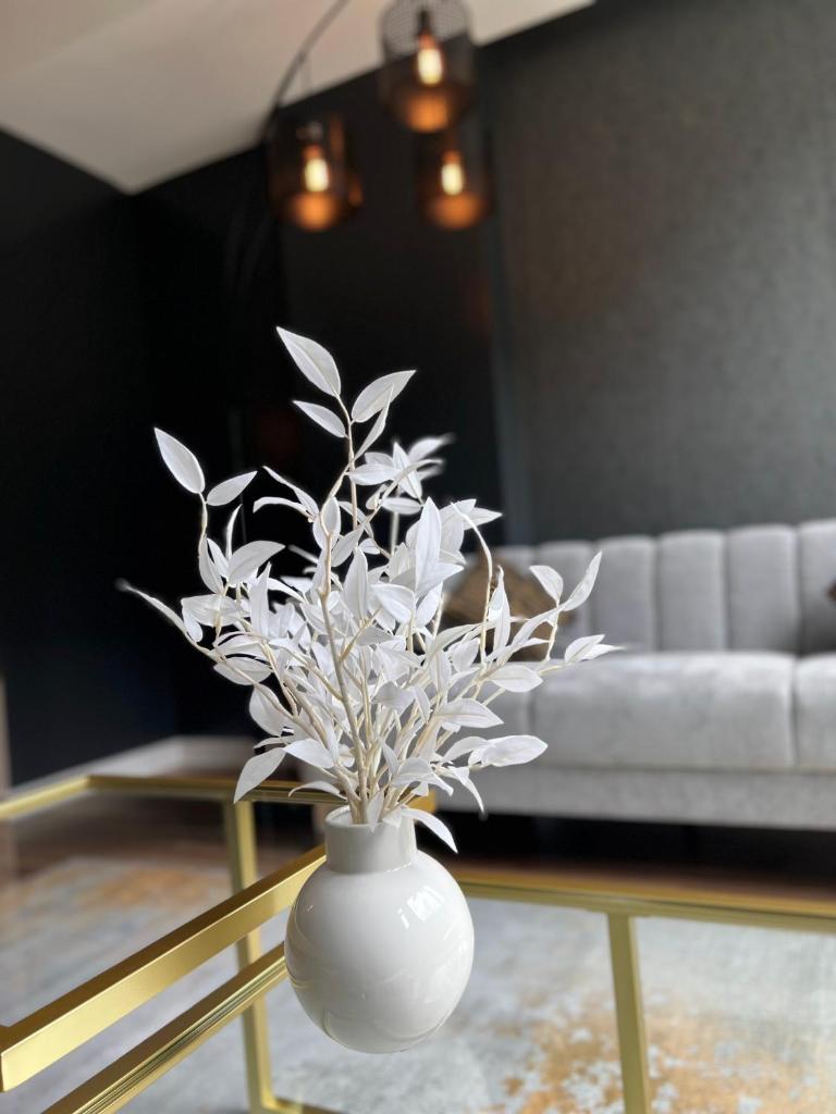 Comfy Nook Tysons King Suite photo 3