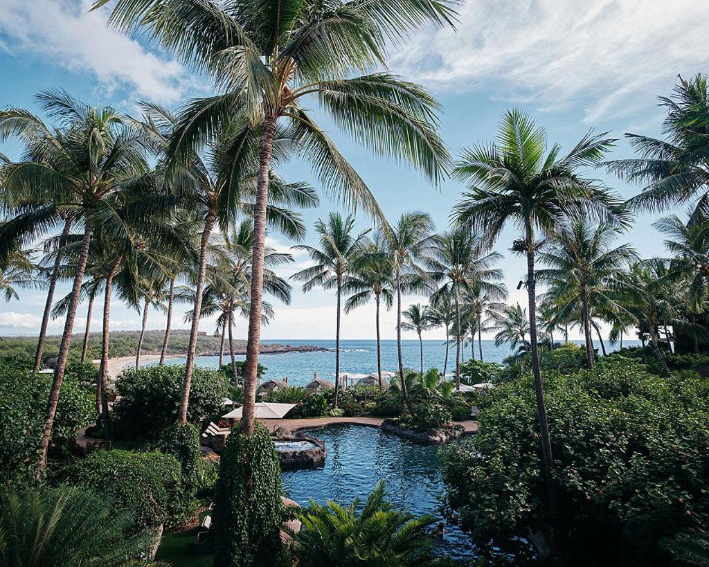 Four Seasons Resort Lanai image