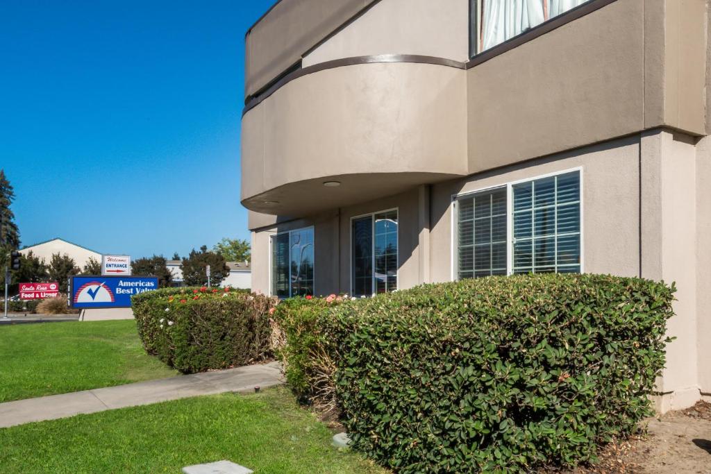 Americas Best Value Inn Santa Rosa photo 3