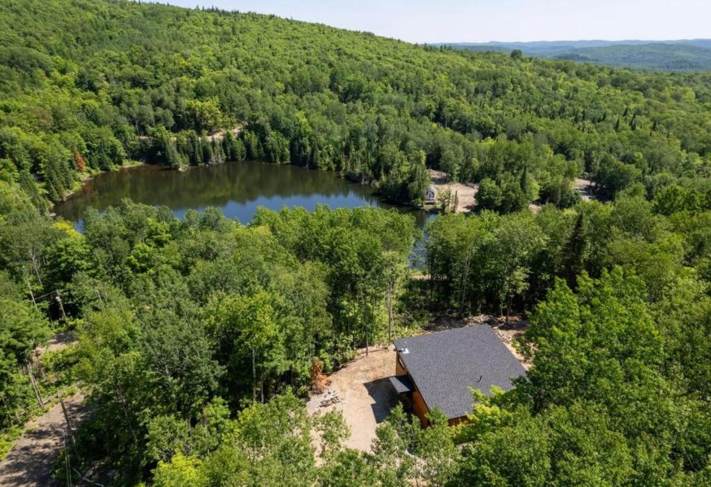 The summit View of the lake