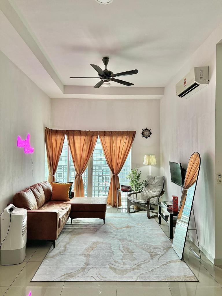 Nawwarah Homes @ Southville City (WiFi + NETFLIX) photo 1
