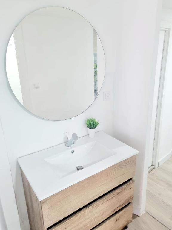 Apartamentos Aldai Valencia photo 3