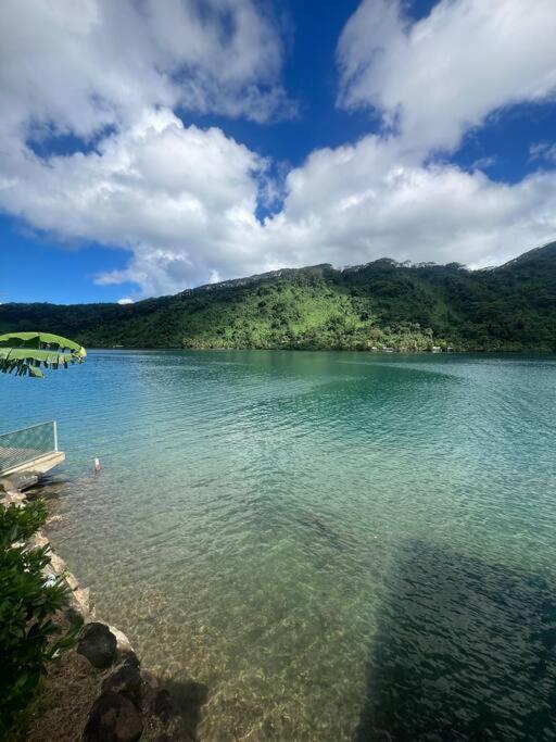 Tiare, vue sur la Baie de Faaroa photo 3