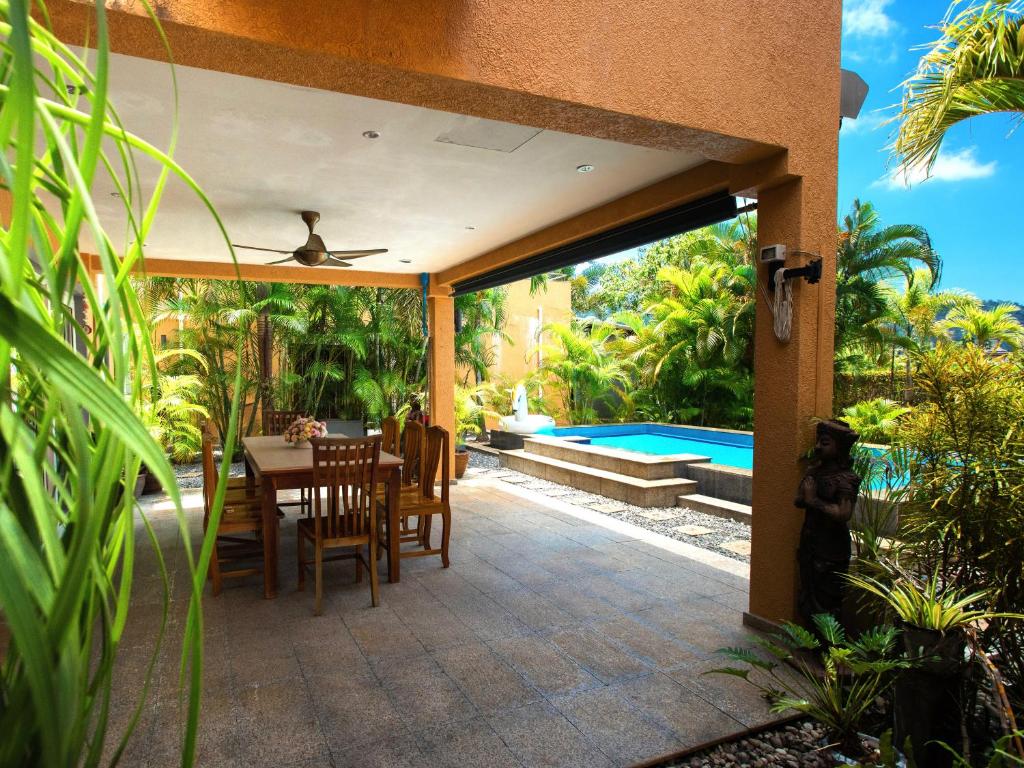 Pool Villa Mali photo 1