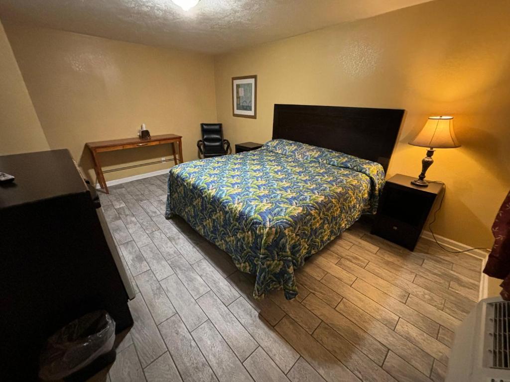 Cook's Motel photo 4