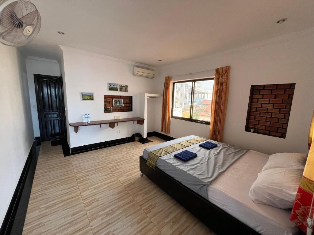 Errol's Homestay and Hostel photo 2
