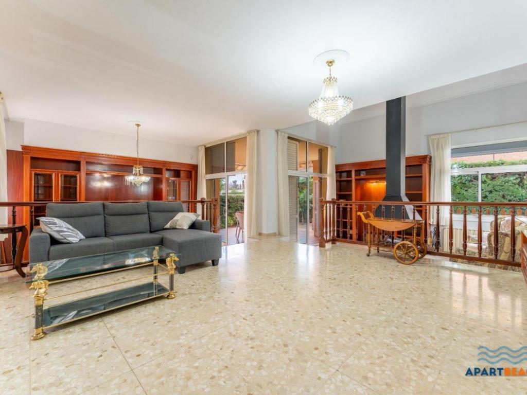 APARTBEACH EL PINAR CON PISCINA y BARBACOA photo 4
