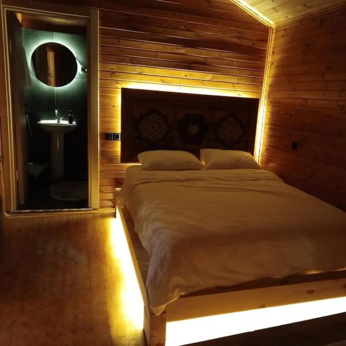 Hills Wooden House photo 1