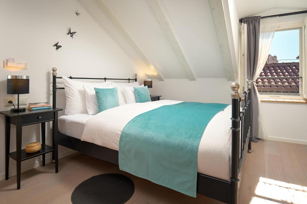 Perla Luxury Rooms